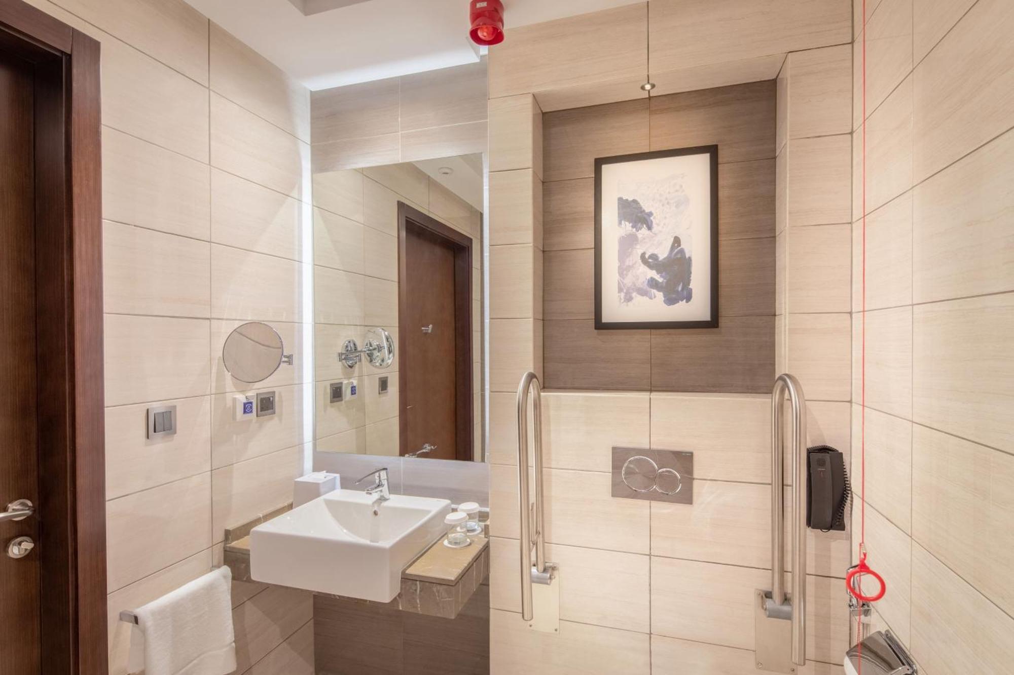 Four Points By Sheraton Jeddah Corniche Exterior foto